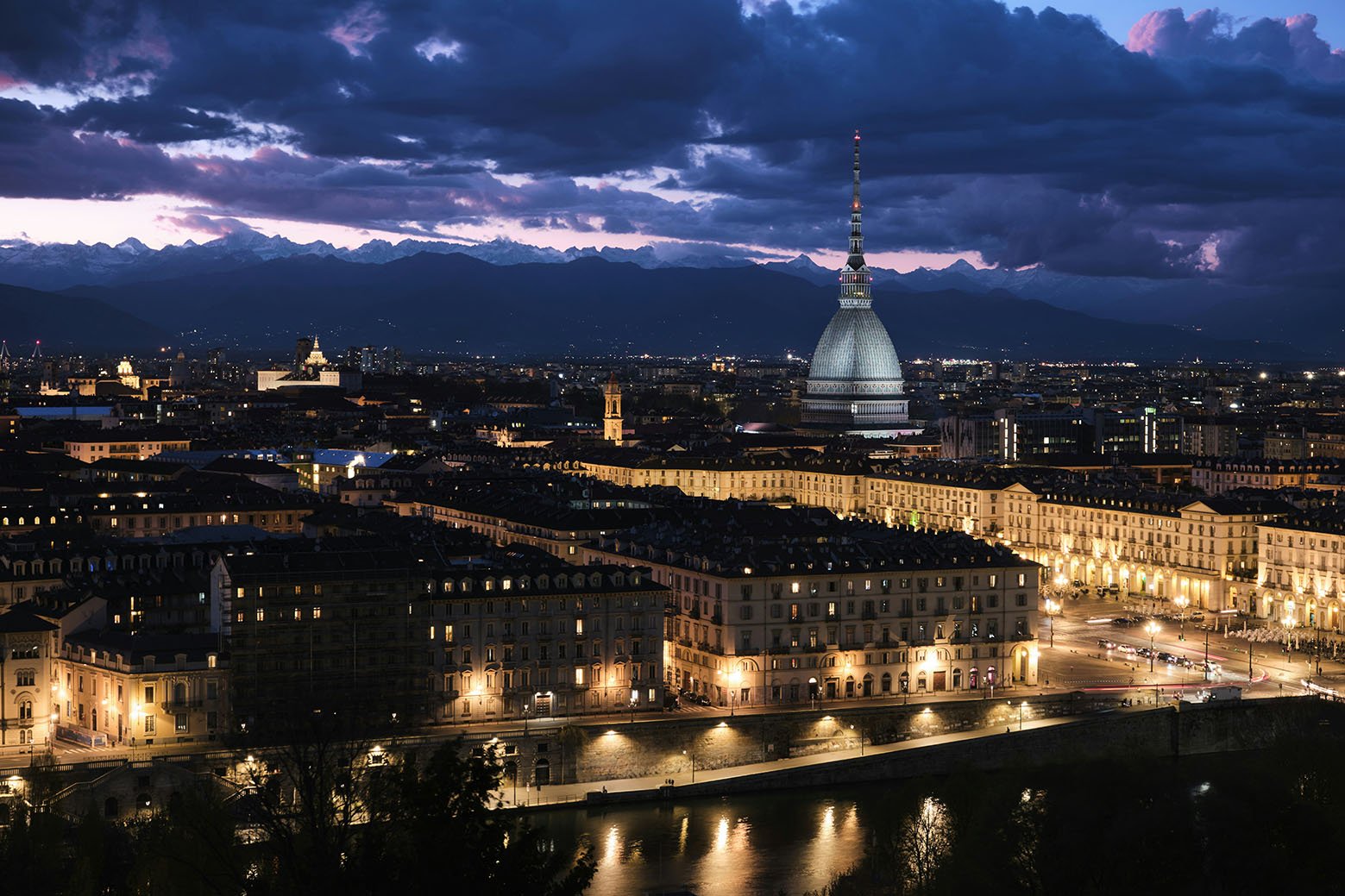 turin-at-night-turin